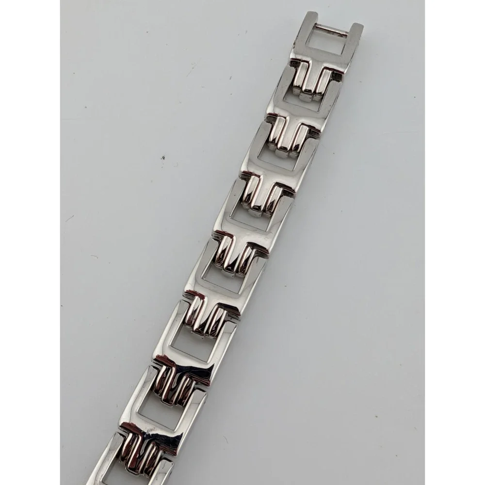 Time & Tru Women's Watch‎ 24mm Case 7